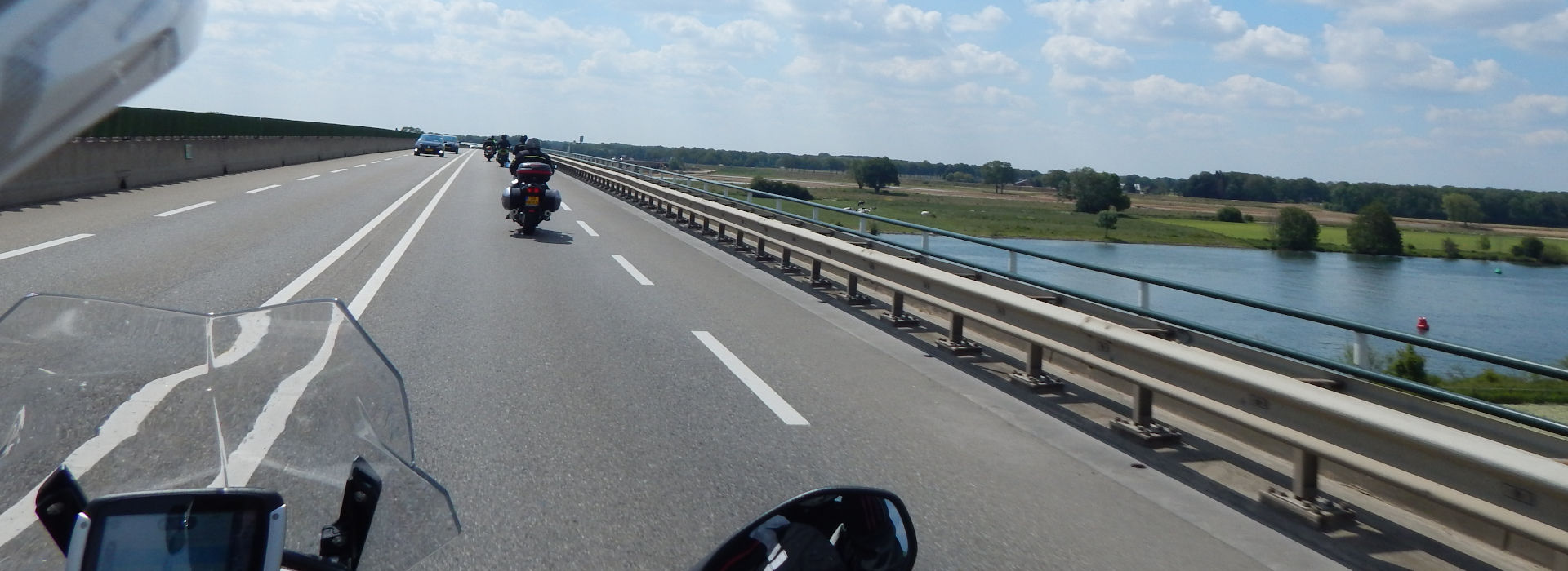 Motorrijbewijspoint Tilburg contact