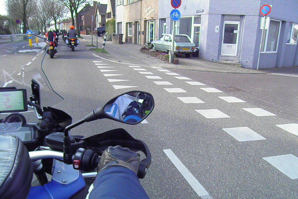 Motorrijbewijspoint Tilburg theorie cursus online
